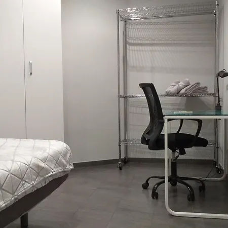 Amplio Apartamento En Lleida